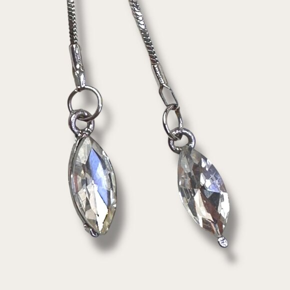 Vintage Sparkling Flower Slide Lariat Style Necklace Marquise Crystals Silver-To - Picture 4 of 8